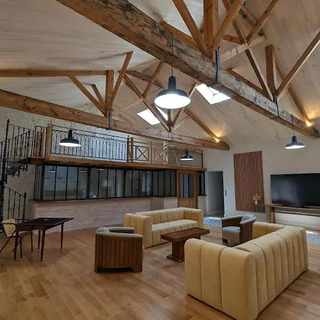 Maison Lumineuse Avec Cuisine Equipee, 3 Avec Sde & Wc Privatifs, Garage Et Wifi - - Fr-1-653-246 公寓 *