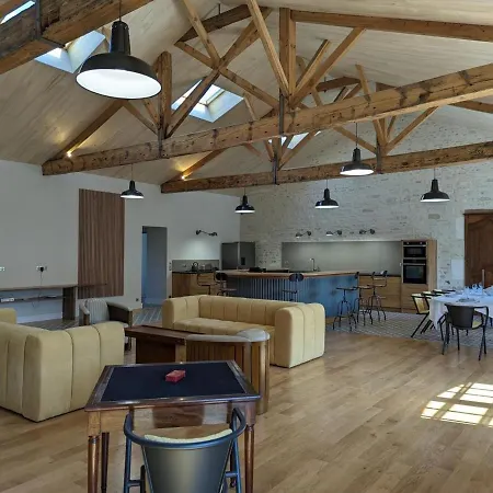 Maison Lumineuse Avec Cuisine Equipee, 3 Avec Sde & Wc Privatifs, Garage Et Wifi - - Fr-1-653-246 Апартаменты Жарнак