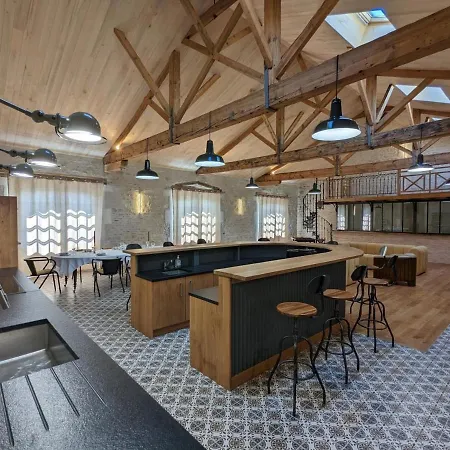 Maison Lumineuse Avec Cuisine Equipee, 3 Avec Sde & Wc Privatifs, Garage Et Wifi - - Fr-1-653-246 Жарнак