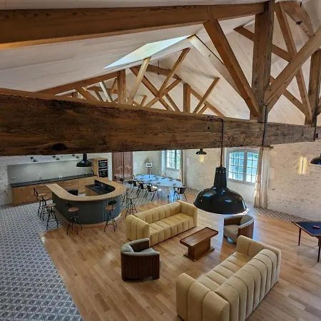 Maison Lumineuse Avec Cuisine Equipee, 3 Avec Sde & Wc Privatifs, Garage Et Wifi - - Fr-1-653-246 Апартаменты Жарнак