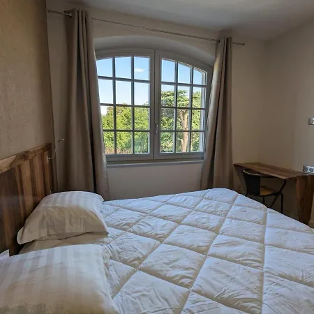 Maison Lumineuse Avec Cuisine Equipee, 3 Avec Sde & Wc Privatifs, Garage Et Wifi - - Fr-1-653-246 *