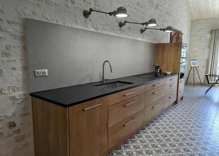 Maison Lumineuse Avec Cuisine Equipee, 3 Avec Sde & Wc Privatifs, Garage Et Wifi - - Fr-1-653-246 Apartment *