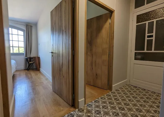 Maison Lumineuse Avec Cuisine Equipee, 3 Avec Sde & Wc Privatifs, Garage Et Wifi - - Fr-1-653-246